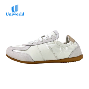 Fournisseur direct d'Indonésie sur Alibaba |   Chaussures plates pour femmes tendance - Ballerines rétro en satin et daim pour femmes, design décontracté <span class=keywords><strong>de</strong></span> <span class=keywords><strong>niche</strong></span> - Product Image 3