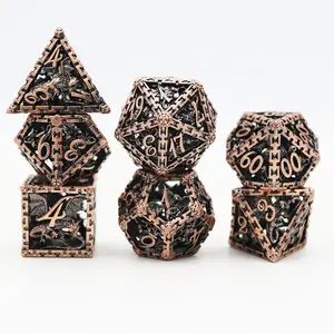 Gioco personalizzato rpg dadi hollow D4 D6 D8 D10 D12 D20 D % DND Polyhedral metal dragon hollow dadi