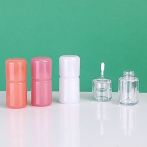 عرض سعر العروض زجاجات ملمع شفاه صغيرة فارغة ملونة بعلامة خاصة مخصصة 3 * أطفال ظريفين مع عصا - Product Image 2