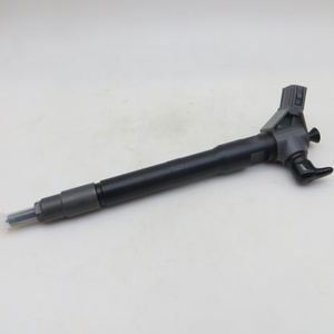Inyector Common Rail para Auto, 295900-0260 SH01-13H50 SH0113H50 para Motor CX-5 - Product Image 1