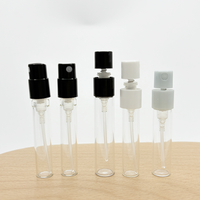 Mini flacon pulvérisateur cylindrique 1ml 1.5ml 2ml 2.5ml en verre transparent sérigraphié pour parfum et diffuseur à bâtonnets