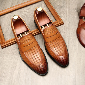 Zapatos Casuales y Formales de Cuero Vacuno con Punta en Pico, Impermeables, con Soporte de Arco y Malla Transpirable para Hombre - Product Image 1