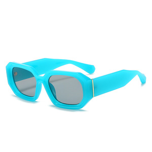 Lunettes de soleil œil-de-chat de luxe à monture complète, protection UV400, verres PC rouges légers, style carré unisexe, mode vintage - Product Image 3
