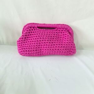 Women's High-End Polyester Clutch Bag Hand-Crocheted with Open Closure Versatile Simple Chain Cloud Design for Leisure Travel - Product Image 3