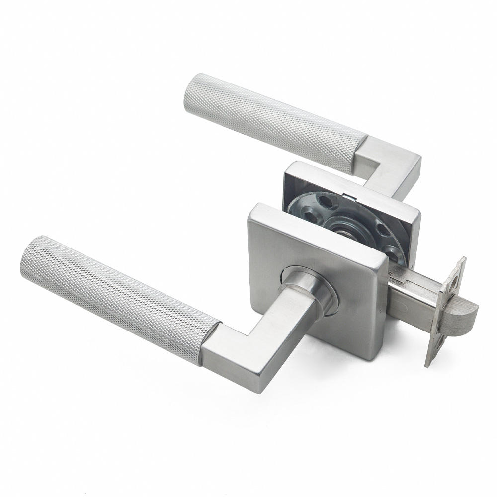 Une paire poignée de porte + loquet de passage