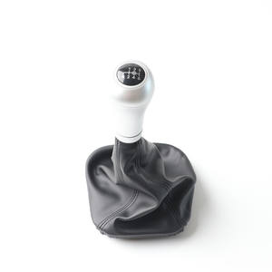 Housse de pommeau de levier de vitesse en cuir pour véhicules Mercedes-Benz, lavable - Product Image 1