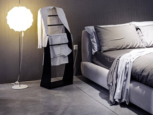 Porte-vêtements noir moderne pour chambre à coucher, organisateur de vêtements en <span class=keywords><strong>bois</strong></span> avec étagère pour manteaux et accessoires - Product Image 3