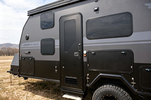 <span class=keywords><strong>Puerta</strong></span> de entrada aislada para <span class=keywords><strong>caravana</strong></span> con núcleo de XPS, revestimiento de aluminio y <span class=keywords><strong>mosquitera</strong></span> separable. - Product Image 1