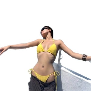 <span class=keywords><strong>Bikini</strong></span> Estivo ODM OEM per Ragazze <span class=keywords><strong>in</strong></span> Giallo Brillante, Sexy e Lusinghiero con Spalline Separate e Schiena Aperta, Perfetto per Vacanze al Mare - Product Image 5
