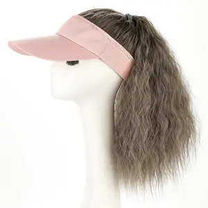 Groothandel Hoge Kwaliteit Natuurlijke Kort Krullend Haar Synthetisch Haar Met Verstelbare Bob Vrouwen Baseball Cap Pruik