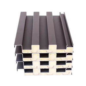 Vendita diretta della fabbrica moderna lega di <span class=keywords><strong>alluminio</strong></span> isolato tetto di mattonelle di rivestimento resistente isolamento termico pannelli Sandwich Anti-corrosione - Product Image 1