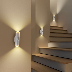 <span class=keywords><strong>Lampe</strong></span> <span class=keywords><strong>murale</strong></span> USB magnétique sans fil, sans câblage ni perçage, commande par bouton/capteur, design œil-de-chat, lumière d'ambiance/nocturne moderne - Product Image 3