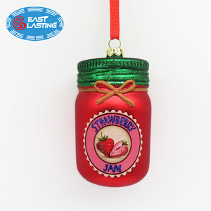 Bouteille en verre suspendue personnalisée en or et noir avec impression Père Noël pailleté 4x4x13cm pour boules décoratives de Noël - Product Image 4