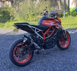 Motocicleta Usada KTM1 DUKE390 390cc, Motocicleta <span class=keywords><strong>Deportiva</strong></span> Todoterreno, de Gran Cilindrada, Refrigerada por Líquido, Tipo Naked - Product Image 4
