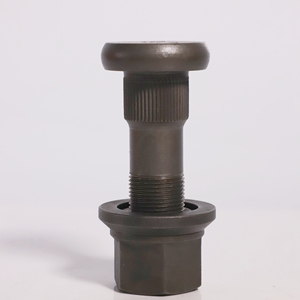 Fabriekslevering 10.9 Zware Vrachtwagenwielbout 22X1.5X105 Voor Naafbouten En Moeren - Product Image 1