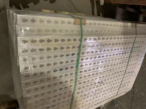 FEI規格 Longinesワールドカップサプライヤー 馬術トレーニング用 アルミニウム製ジャンプスタンド ポータブル障害飛越スタンド - Product Image 6