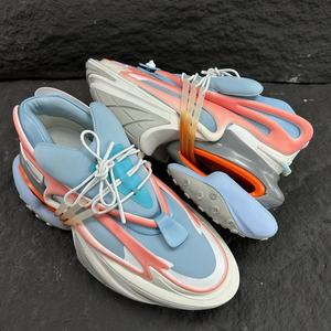 Balmainer Baskets de créateur pour hommes, baskets de mode, chaussures à plateforme épaisses, confortables, de luxe, style de marche pour hommes et femmes - Product Image 2