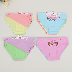 UOKIN Atacado de Fábrica Pacote com 12 Peças Calcinhas Infantis de Algodão Estampadas com Personagens para Meninas de 4 a 10 Anos e Adolescentes - Product Image 4