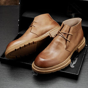 Botas casuales clásicas para hombre para primavera y verano Botas de trabajo de cuero vacuno de alta calidad Botas chukka modernas para hombre - Product Image 6