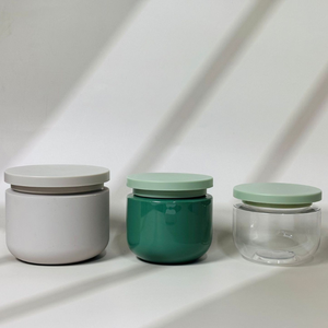 Vente en gros Bouteilles PET givrées à large ouverture 50g-80g Crème 200g-300g Grand pot 500g Réservoir de fond de cire pour <span class=keywords><strong>film</strong></span> capillaire Shampooing Lotion <span class=keywords><strong>Eau</strong></span> - Product Image 3