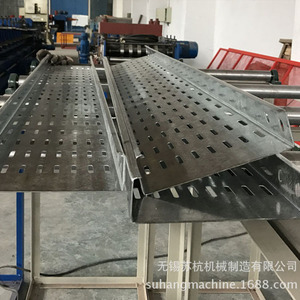 Automatisch einstellbare 100-500mm Kabel rinnen herstellungs maschine Rollen form maschine - Product Image 3