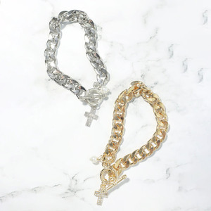 Bracelet unisexe en laiton plaqué or, style mode, avec breloque cœur d'amour, boucle OT géométrique simple, bijou punk polyvalent - Product Image 1