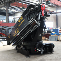 Grue montée par camion hydraulique de boom d'articulation de 25 tonnes avec le stabilisateur et la pompe