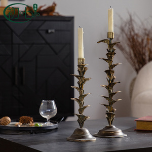 Candelabro de Hierro Forjado con Acabado Envejecido, Portavelas Decorativo de Metal para Entrada del Hogar, Decoración de Hotel - Product Image 5