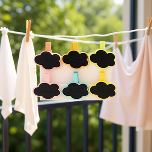 Pince à linge en bois Ilan avec tableau noir, forme nuage 3,5 cm, lot de 6 - Product Image 1