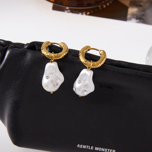 Retro Vintage Estilos Joyería Pendientes Perla Zircon Acero Inoxidable Gota Pendientes 18K Elegante para Mujer - Product Image 4