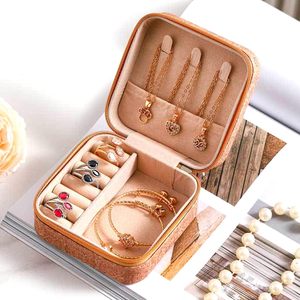 กล่องเก็บเครื่องประดับสไตล์เรโทร กล่องใส่เครื่องประดับสำหรับสุภาพสตรี กล่องใส่แหวนขนาดกะทัดรัด กล่องบรรจุภัณฑ์เครื่องประดับ - Product Image 1