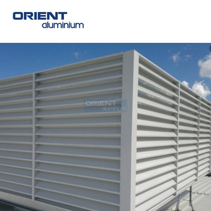 Paneles de <span class=keywords><strong>valla</strong></span> de rejilla de esquina de aluminio fijo de <span class=keywords><strong>jardín</strong></span> externo acústico prefabricado moderno paneles de <span class=keywords><strong>valla</strong></span> de aluminio horizontales modernos - Product Image 4