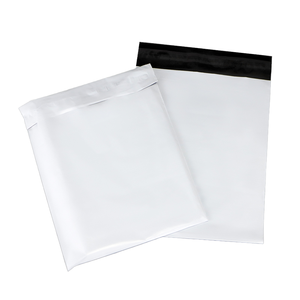 Listo Stock 100PCs Plastic Courier Poly Seal 20x30cm Bolsas de correo Sobre Impreso Entrega Envío Poly Mailer Bag - Product Image 1