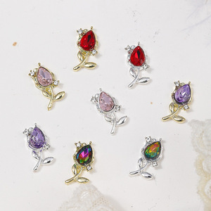 อุปกรณ์ตกแต่งเล็บมินิขนาดเล็ก DIY สำหรับเคสมือถือ ประดับด้วยดอกทิวลิป กุหลาบ คริสตัล  งานฝีมือ  ของตกแต่งเล็บสีทอง  เครื่องประดับสำหรับผู้หญิง - Product Image 3