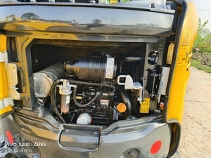 Komatsu มือสอง PC56รถขุดขนาดเล็ก5.6ตันอุปกรณ์ก่อสร้างส่วนประกอบหลักปั๊มและแบริ่งมอเตอร์เครื่องยนต์ - Product Image 4