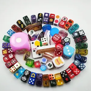 لعبة d6 الملونة من dot 16 مم ألعاب كرات أو ألعاب رصاص بشعار مخصص ألعاب كرات d6 بلاستيكية شفافة