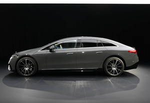 MERCEDES EQS <span class=keywords><strong>450</strong></span>+ 580 4MATIC NOUVEAU VÉHICULE ÉNERGÉTIQUE DE CHINE POUR L'EXPORTATION 5 PORTES 5 PLACES en stock - Product Image 4