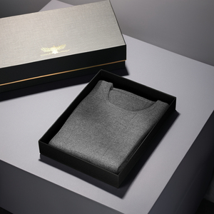 Tùy Chỉnh Sang Trọng Lớn Giấy Sóng May Quần Áo Quà Tặng Bao Bì Hộp Vàng Lá Dập In Ấn Logo Quần Áo Bưu Phẩm Hộp - Product Image 4