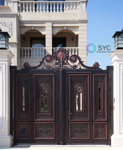 Puerta principal <span class=keywords><strong>de</strong></span> <span class=keywords><strong>hierro</strong></span> forjado personalizada <span class=keywords><strong>de</strong></span> lujo para acceso a Villa, entrada deslizante modelada en 3D, superficie recubierta <span class=keywords><strong>de</strong></span> <span class=keywords><strong>madera</strong></span> tratada a presión <span class=keywords><strong>de</strong></span> aluminio - Product Image 3