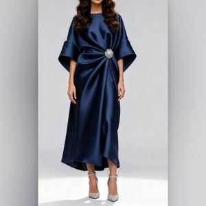 ชุดเดรสผ้าซาตินประดับมุกดอกไม้สไตล์หรูหราสำหรับผู้หญิง แบรนด์ Sehe Fashion - Product Image 1