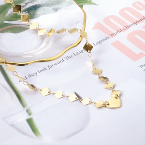 Collier personnalisé avec gravure de logo, design cœur en or, bijoux en acier inoxydable - Product Image 2