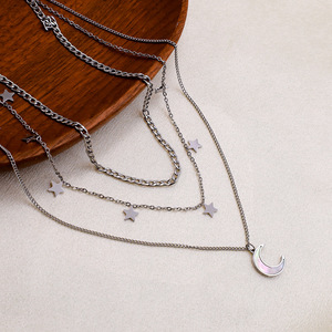 Collana girocollo stile stile personalizzato in acciaio inossidabile collana a <span class=keywords><strong>tre</strong></span> strati stella luna e catena ciondolo per collana da donna - Product Image 5