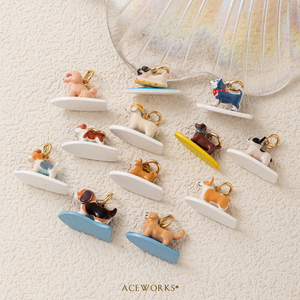 Galería Surf Pup |   Colgantes <span class=keywords><strong>de</strong></span> Perro en Forma <span class=keywords><strong>de</strong></span> Tabla <span class=keywords><strong>de</strong></span> Surf, Esmaltados a Mano, Chapados en Oro <span class=keywords><strong>de</strong></span> 18K, para la Creación <span class=keywords><strong>de</strong></span> Joyería - Product Image 4