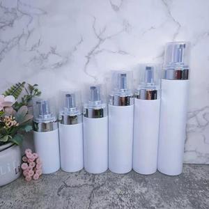 Luxuriöse Kunststoff-Schaumflasche 30ml-200ml PET+PP Kosmetik-Shampoo Flüssigseifenspender Gesichtscreme Individuelle Farbe - Product Image 2