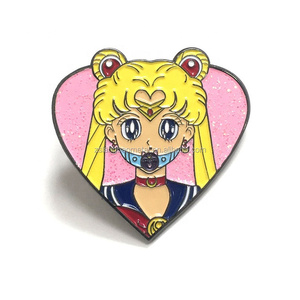 Gran oferta de fábrica, broche de esmalte creativo de American Girl Warrior, logotipo de artesanía de metal, insignias conmemorativas de pecho personalizadas - Product Image 1