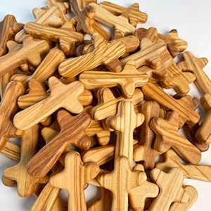 Cruz de <span class=keywords><strong>madera</strong></span> pequeña personalizada en stock, diseño grabado al por mayor - Product Image 6