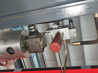 Nouvelle presse plieuse hydraulique CNC synchronisée 250 tonnes 4000 mm entièrement automatique à commande numérique pour l'usinage de roulements en acier inoxydable