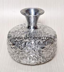 Jarrones de flores decorativos de diseñador atractivo Florero de decoración de mesa al por mayor para eventos de boda y fiestas Maceta decorativa - Product Image 6