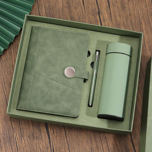 Elegante Set de Regalo de Cuaderno Verde A5, Cuero PU, Personalización para Oficina y Negocios, Impresión Digital, Embalaje con Cierre de Hilo - Product Image 1