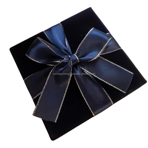 Caja de regalo de Navidad Caja de terciopelo rojo azul y caja de regalo cosmética adecuada para productos de regalo y embalaje - Product Image 2